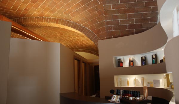 Centro Estetico Qui è - estetica e benessere